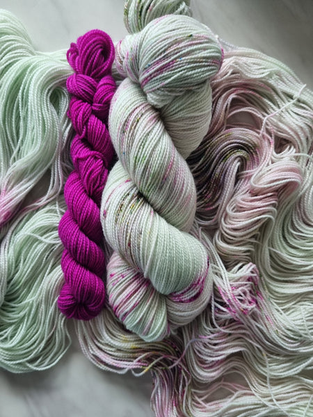 Apple Blossom - Marmalade Twist Sock Set